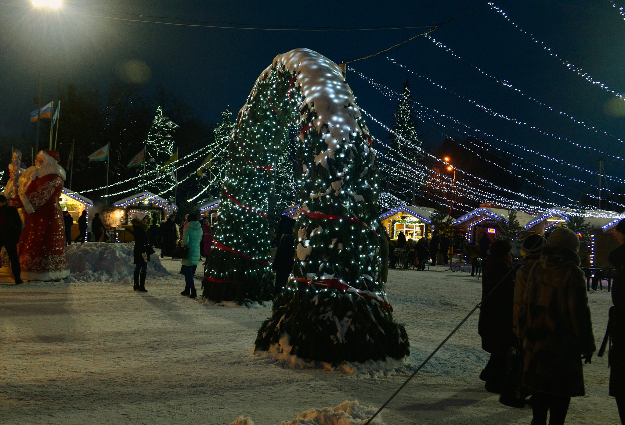 елка на площади ульяновск